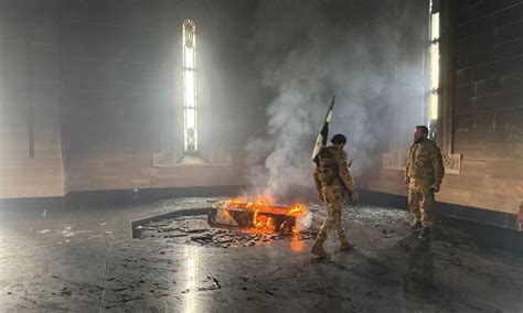 Prenden Fuego A La Tumba Del Fallecido Presidente Hafez Al Asad En