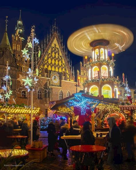 10 Best European Christmas Markets For Foodies