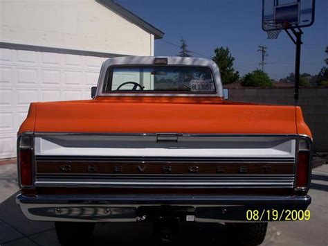 Pics Of Orange And White Trucks The Present Chevrolet Gmc