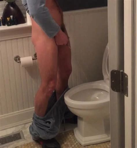 Hot Drunk Straight Guy Pissing