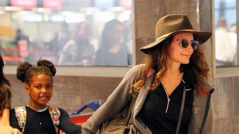 Kristin Davis Agus Gemma Rose