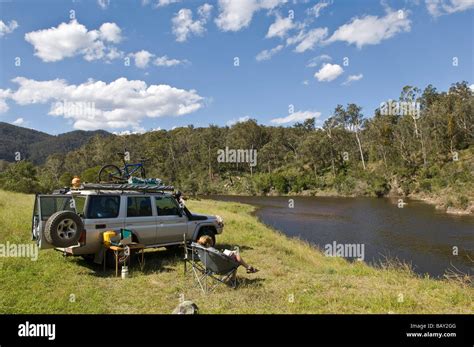 Snowy river 4wd australia hi-res stock photography and images - Alamy