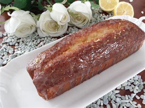 Cake Au Citron Graines De Pavot Son Glacage Au Chocolat Blanc