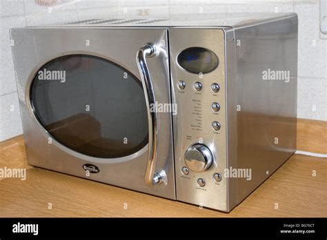 Electric Microwave Oven Stock Photo Alamy