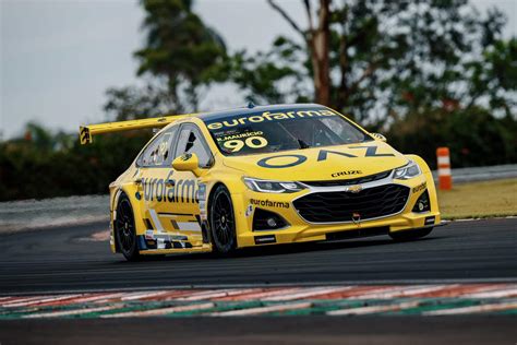 Eurofarma dá SHOW na 10ª etapa da Stock Car no Veloccita