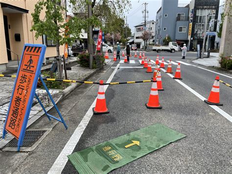 片側交互通行（交差点） 実績紹介｜共立警備株式会社｜岐阜市