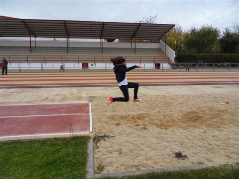 Pes Ceip Alces Sesi N Pista De Atletismo Con A