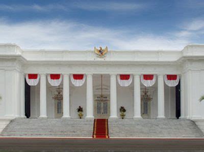 Istana merdeka asli