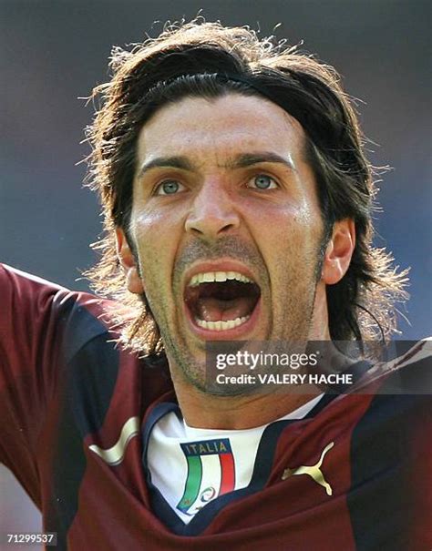 619 Gianluigi Buffon 2006 World Cup Photos & High Res Pictures - Getty ...