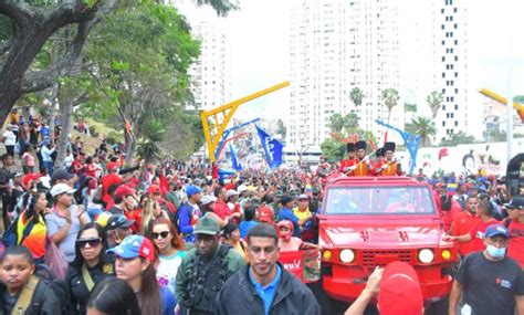 Pueblo Venezolano Particip En La Gran Caravana Que Traslado El Sable