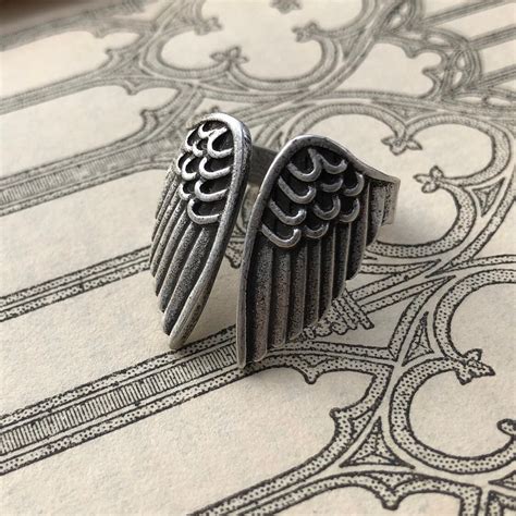 Wing Ring - Etsy