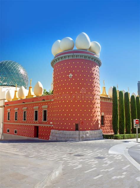 Salvador Dali museum. Famous Salvador Dali museum in Figueras, Spain # ...