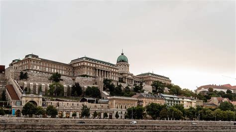 Hungarian National Gallery - Concrete Playground