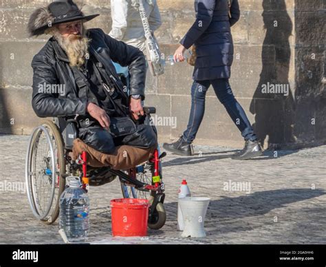 Homeless Wheelchair Hi Res Stock Photography And Images Alamy