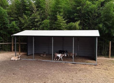 12 X 20 X 7 Small Livestock Shelter Barn Goats Sheep Pigs Cows