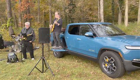 Hot Rod Rivian Video Parody Of Hit Hot Rod Lincoln Rivian Forum R T R S R R News
