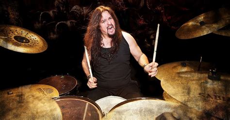 Gene Hoglan relembra as dicas que deu a Dave Lombardo durante gravação