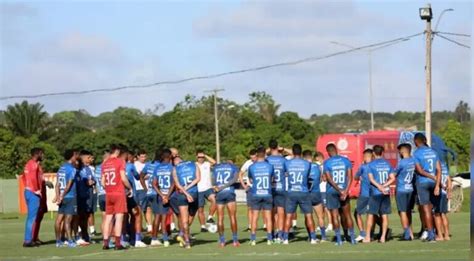 Com Treino Tático Guto Faz Ajustes Para Encarar O Fortaleza Bahia Ligada