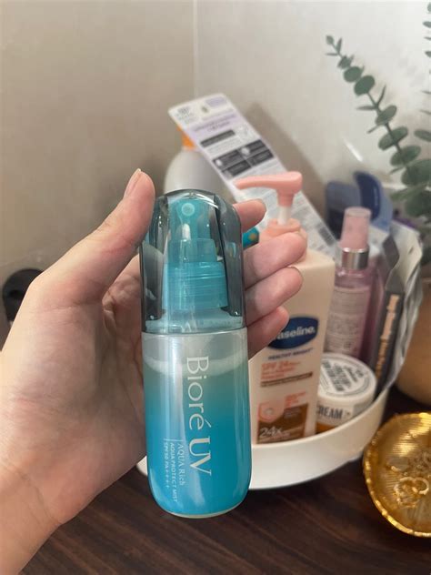 Biore Sunscreen Spray Beauty And Personal Care Face Face Care On Carousell