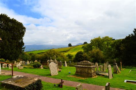 The Churchyard St Maelog Llandefalle Philip Pankhurst Cc By Sa 2 0