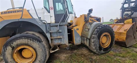 ladowarka liebherr     silnik liebherr  ti ea  kw