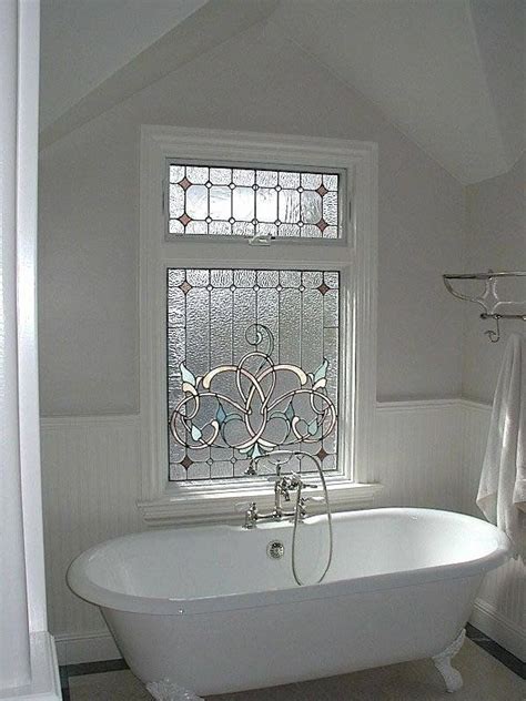 20+ Bathroom Window Treatments For Privacy – DECOOMO