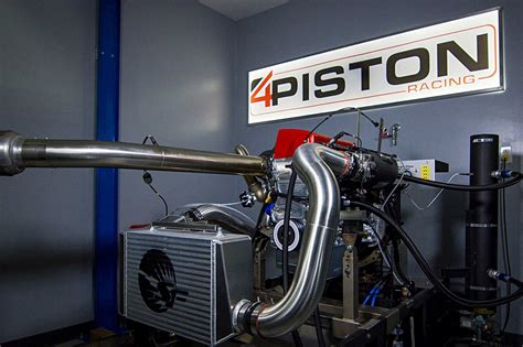 4 Piston Racing Builds a Streetable 1,000HP Honda K Series!