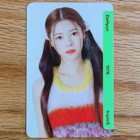 Dahyun Official Photocard Triples First Class Binary Objekt Not