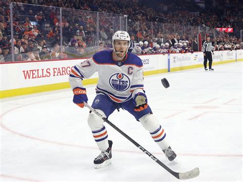 Connor McDavid Records 1 000th NHL Point The Hockey Writers