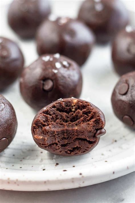 No Bake Chocolate Protein Balls Vegan Eat The Gains
