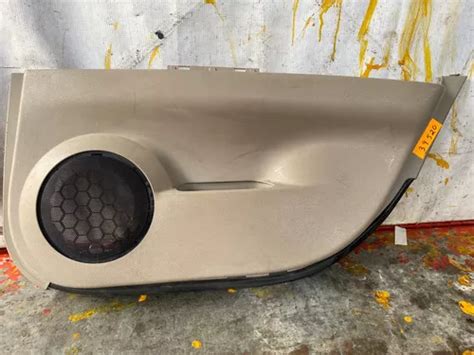 Moldura Interna De Puerta Trasera Der Nissan Altima