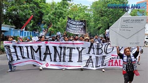 Kepala Kantor Pos Janji Surat Aremania Untuk Jokowi Terkirim Dalam