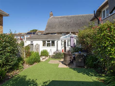 Honeypot Cottage In Preston Dorset Cottages Lodges