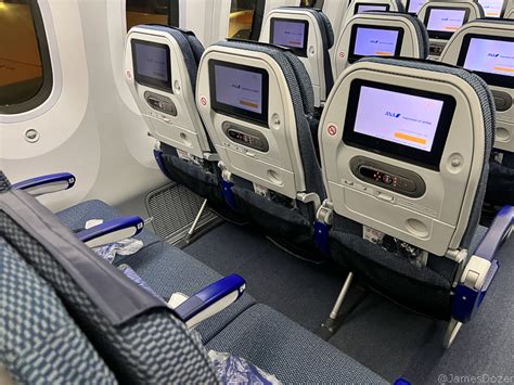 Review Ana Boeing 787 Economy Class Tokyo Haneda To Los Angeles Travel Codex