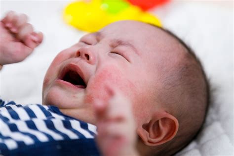 泣きやまない赤ちゃん「お腹空いているんじゃないの？」絶対ダメなママへのアドバイス「全力の『は？』が出る」「地味にイラッ」｜まいどなニュース