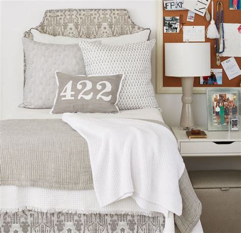 The Best Headboards For Dorm Rooms Dorm Room Headboards White