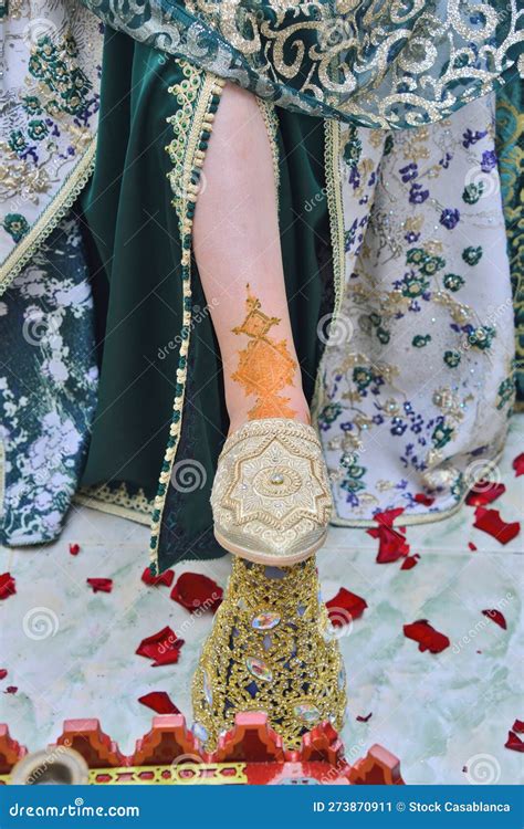 Moroccan Henna Tattoo on Foot. Stock Image - Image of celebration, morocco: 273870911