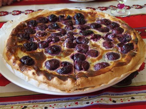 Craquez pour une délicieuse tarte aux cerises Gourmicom