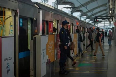 Stasiun Krl Ini Terhubung Dengan Stasiun Lrt Jabodebek Nawacita Post