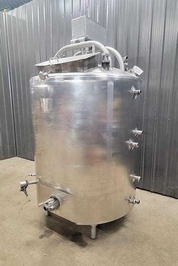 Used USED 500 GALLON JACKETED TANK 316 STAINLESS STEEL INSULATED WITH