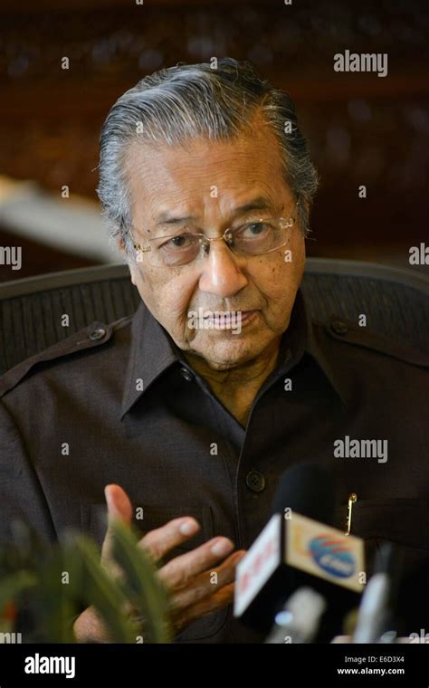 Kuala Lumpur Malaysia 18th Aug 2014 Former Malaysian Prime Minister Mahathir Mohamad Speaks