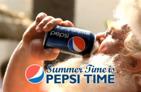 Foodista | Pepsi Uses Santa to Take a Stab at Coke With "Summer Time is ...