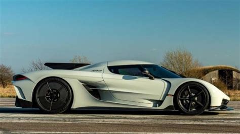 Is Koenigsegg Jesko Absolut The Fastest Car In The World