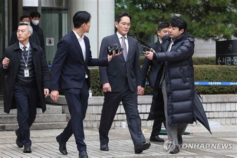 이재용 삼성전자 회장 경영권 불법 승계 의혹 1심 무죄 판결 연합뉴스