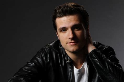 Josh Hutcherson by Mary Ellen Matthews for SNL on November 21, 2013 ...