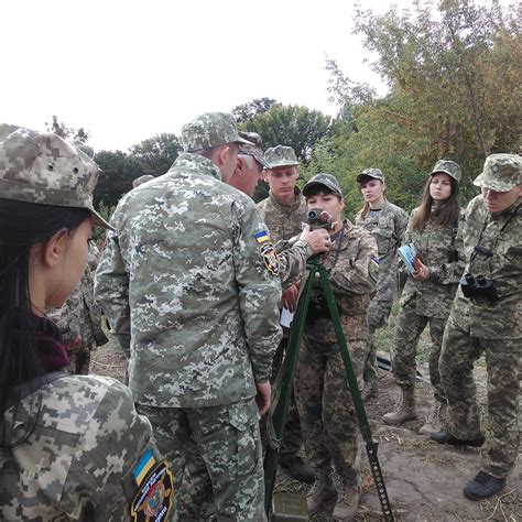 Українська армія: події, військова освіта, культура