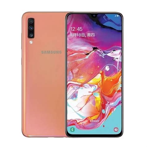 Купить Samsung Galaxy A70 за 19 700 р. с доставкой в интернет магазине