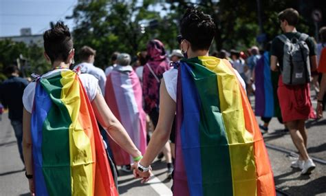 Switzerland Has Voted Yes To Legalising Same Sex Marriage And Adoption