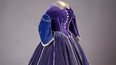 The History Behind Mary Todd Lincoln's Famous Purple Velvet Dress