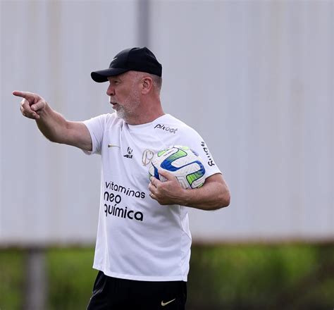 Corinthians Encerra Preparação Para Clássico Contra Santos Pelo